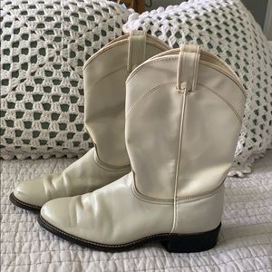 Laredo Pearlescent Cowgirl Boots